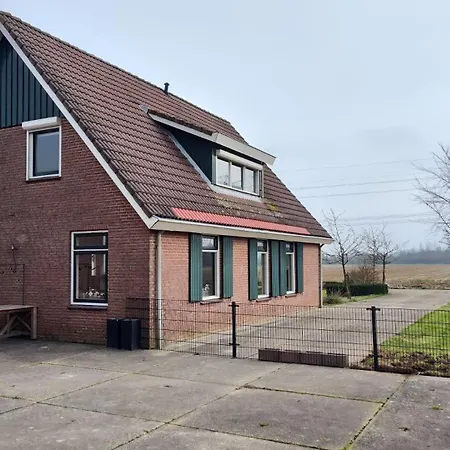 8 Person With Sauna * Toldijk