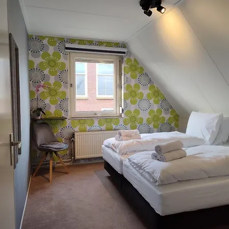 8 Person With Sauna Vakantiehuis Toldijk