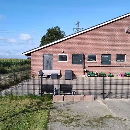 8 Person With Sauna Vakantiehuis *