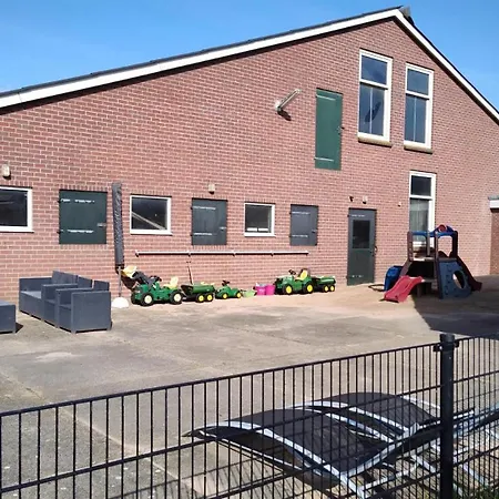 8 Person With Sauna *