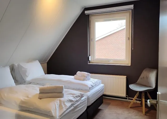 8 Person With Sauna *