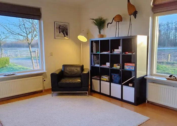 Дом отдыха 8 Person With Sauna Toldijk