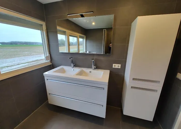 8 Person With Sauna Feriehus Toldijk