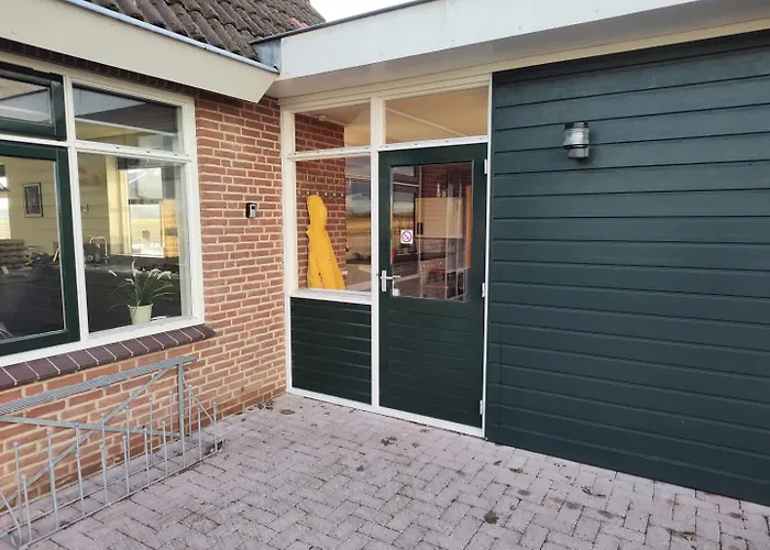 8 Person With Sauna Дом отдыха *