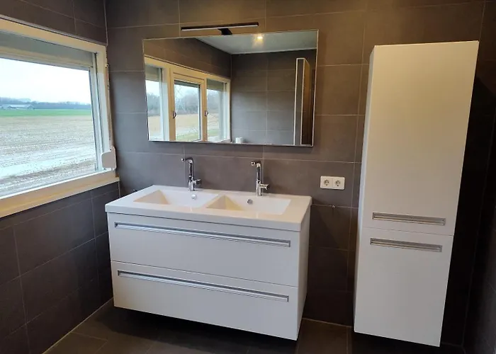 Дом отдыха 8 Person With Sauna Toldijk