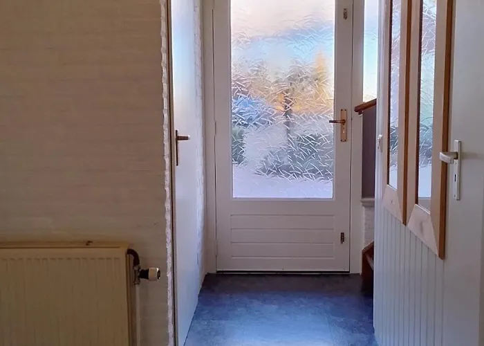 8 Person With Sauna * Toldijk