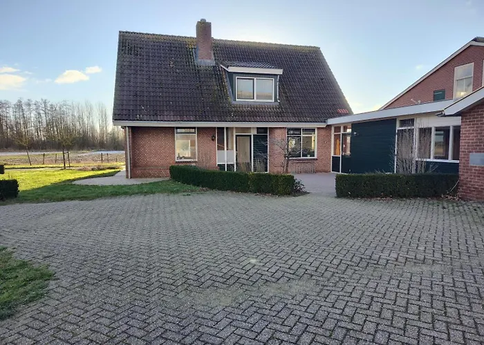 8 Person With Sauna *