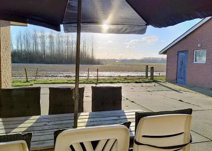 8 Person With Sauna Feriehus Toldijk