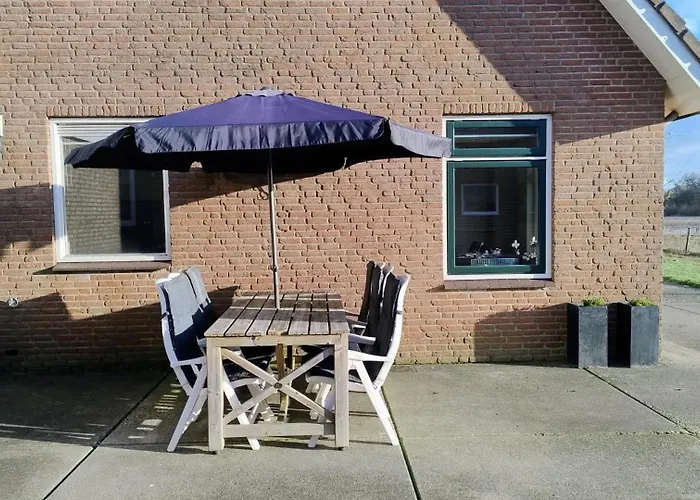 8 Person With Sauna Toldijk