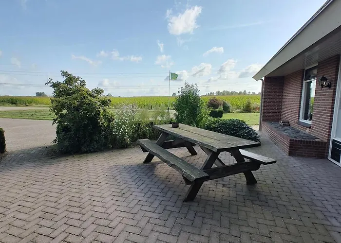 8 Person With Sauna Feriehus Toldijk