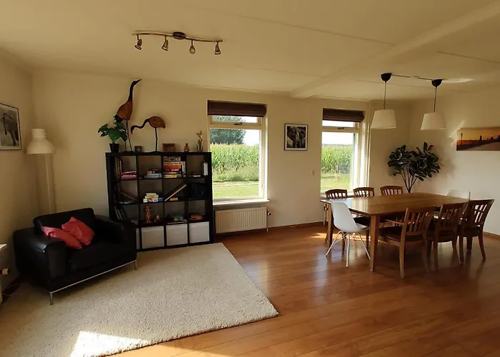 8 Person With Sauna *