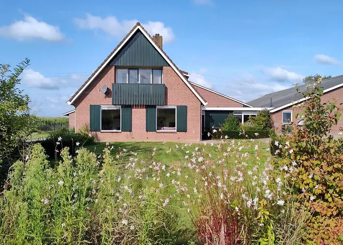Дом отдыха 8 Person With Sauna