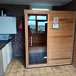 8 Person With Sauna 度假居 Toldijk
