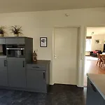 度假居 8 Person With Sauna Toldijk